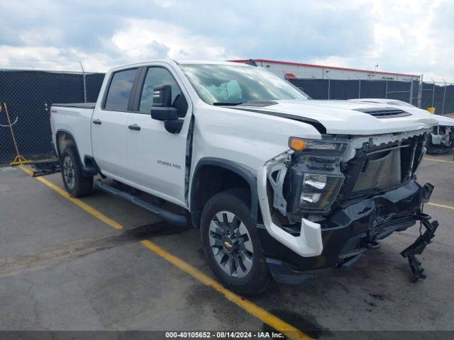  Salvage Chevrolet Silverado 2500