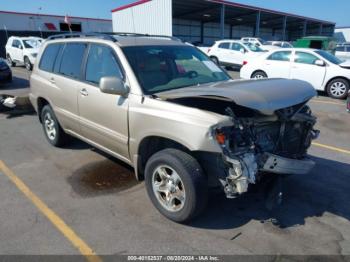  Salvage Toyota Highlander