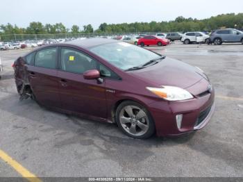  Salvage Toyota Prius