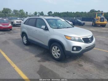  Salvage Kia Sorento