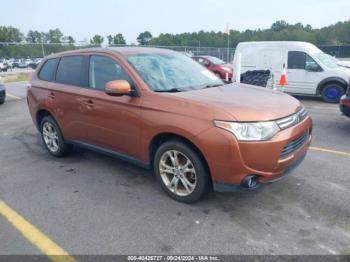  Salvage Mitsubishi Outlander