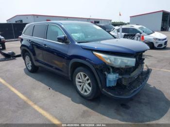  Salvage Toyota Highlander