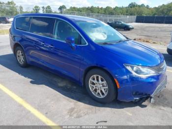  Salvage Chrysler Pacifica