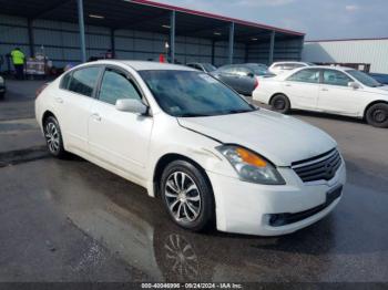  Salvage Nissan Altima