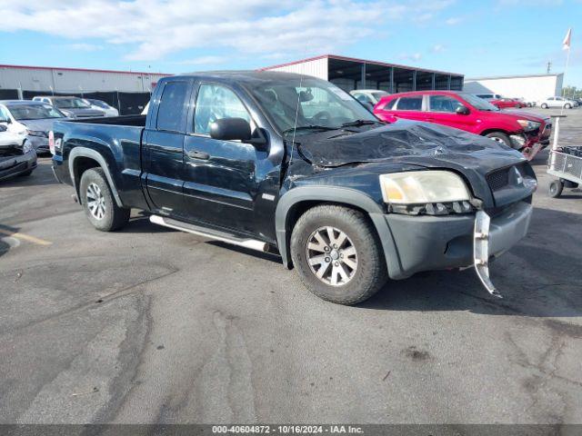  Salvage Mitsubishi Raider