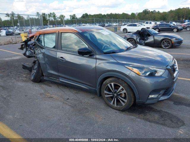  Salvage Nissan Kicks