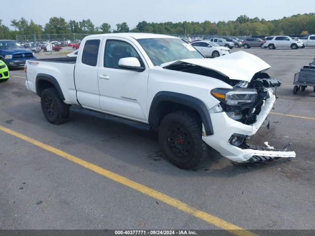  Salvage Toyota Tacoma