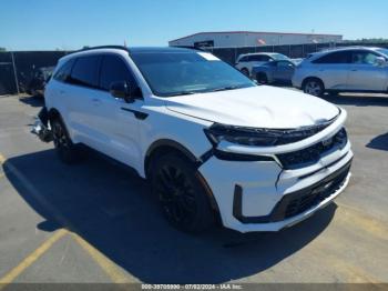  Salvage Kia Sorento