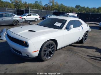  Salvage Dodge Challenger