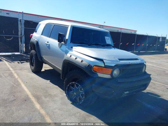  Salvage Toyota FJ Cruiser