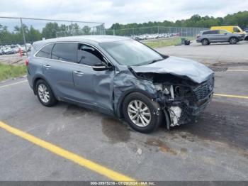  Salvage Kia Sorento