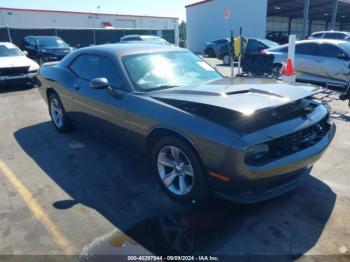  Salvage Dodge Challenger