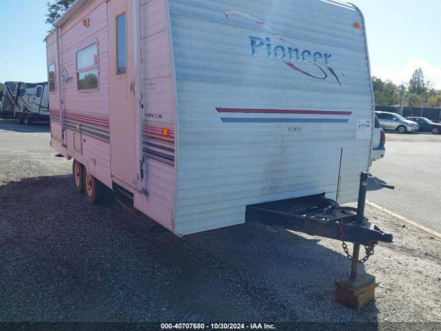  Salvage Fleetwood Pioneer 18t6