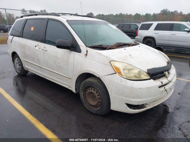  Salvage Toyota Sienna