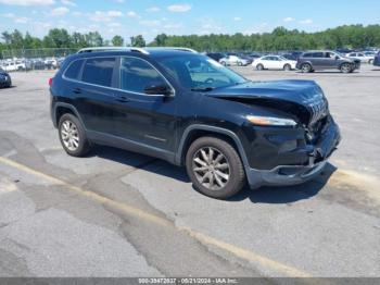  Salvage Jeep Cherokee