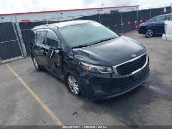  Salvage Kia Sedona