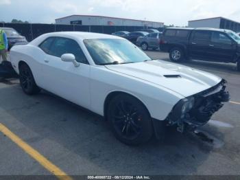  Salvage Dodge Challenger