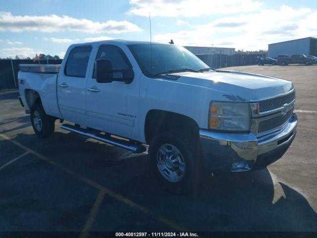  Salvage Chevrolet Silverado 2500