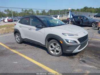  Salvage Hyundai KONA