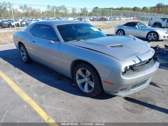  Salvage Dodge Challenger