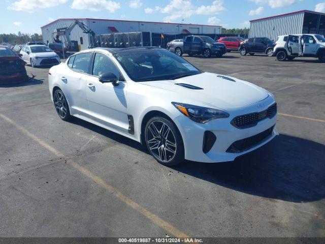  Salvage Kia Stinger