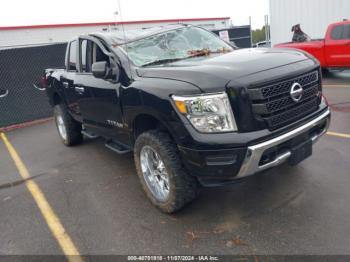  Salvage Nissan Titan