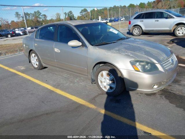  Salvage Nissan Altima