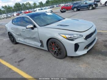  Salvage Kia Stinger