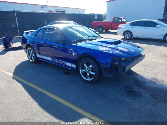  Salvage Ford Mustang