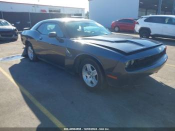  Salvage Dodge Challenger