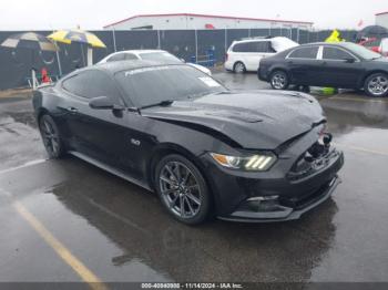  Salvage Ford Mustang