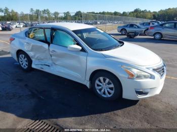  Salvage Nissan Altima