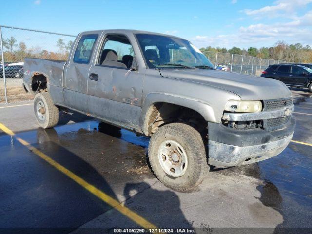  Salvage Chevrolet Silverado 2500