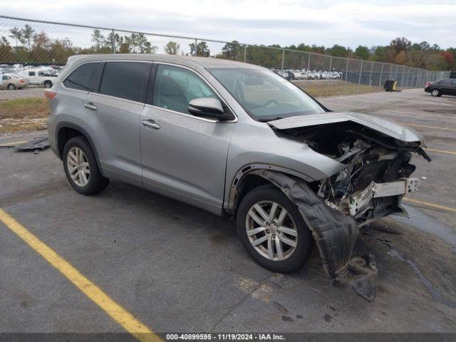  Salvage Toyota Highlander