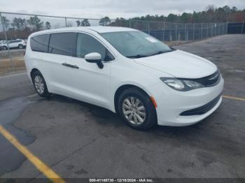  Salvage Chrysler Pacifica