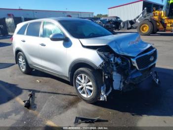  Salvage Kia Sorento