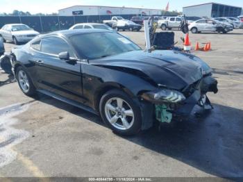  Salvage Ford Mustang