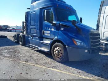  Salvage Freightliner New Cascadia 116