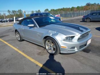  Salvage Ford Mustang