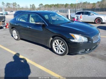  Salvage Nissan Maxima