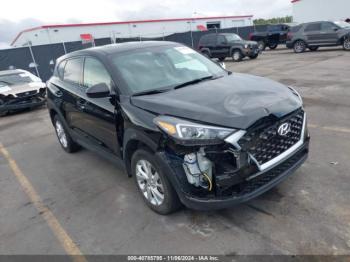  Salvage Hyundai TUCSON