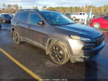  Salvage Jeep Cherokee