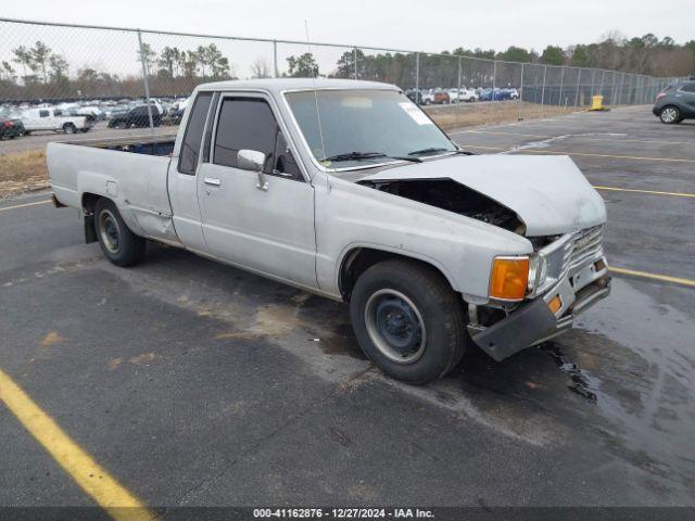  Salvage Toyota Pickup