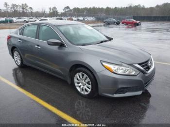  Salvage Nissan Altima