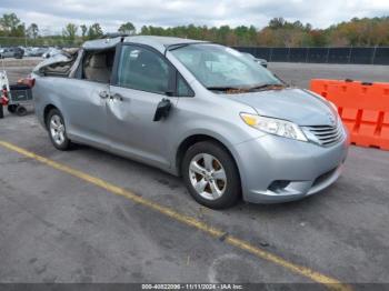  Salvage Toyota Sienna