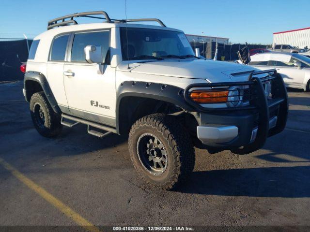  Salvage Toyota FJ Cruiser