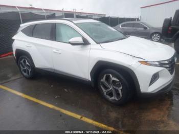  Salvage Hyundai TUCSON