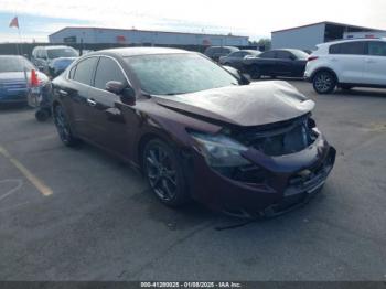  Salvage Nissan Maxima