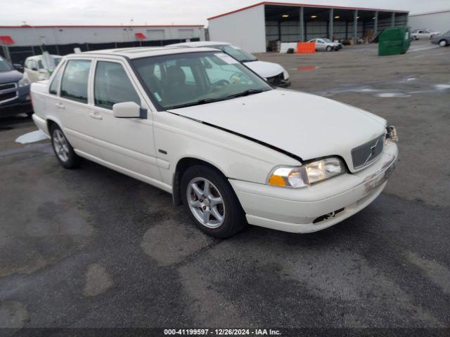  Salvage Volvo S70