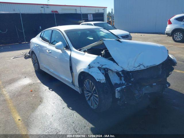  Salvage Kia Stinger